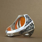 Yemeni orange agate with handmade silver stirrup MR0020