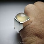 Exquisite White Yamani Aqeeq With Handmade Silver Ring
