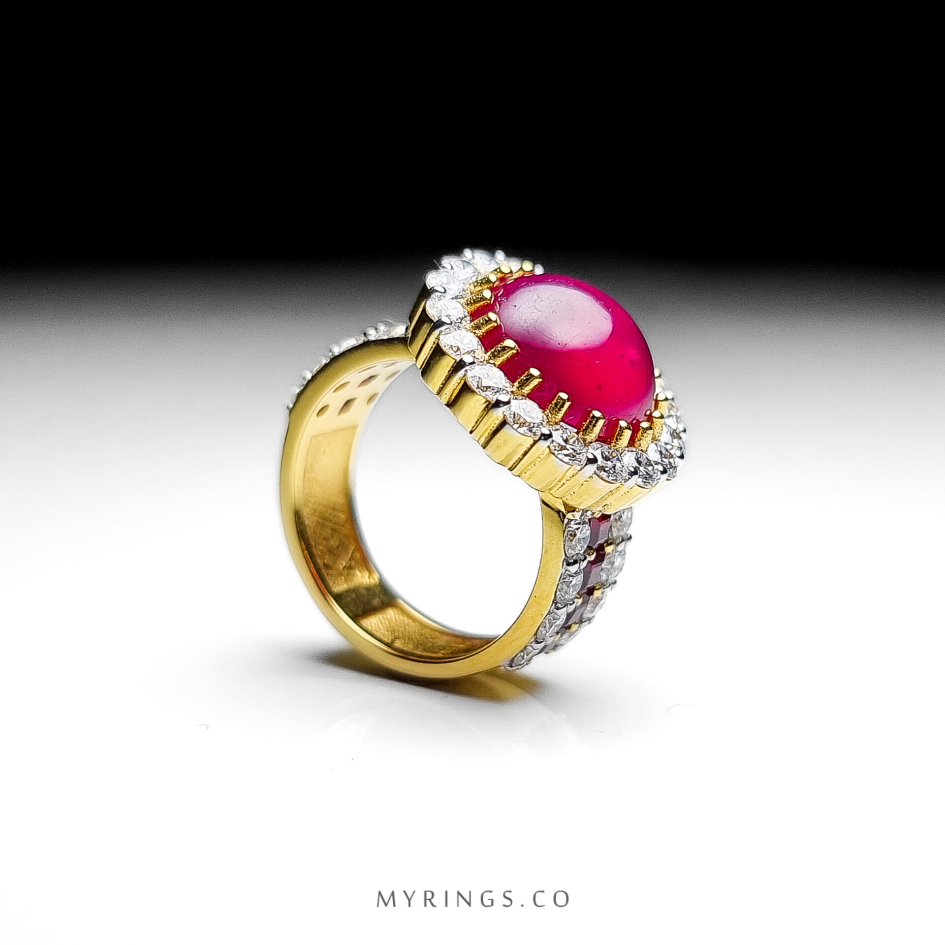 MR0394 Ruby Gold Ring (1) Royal Gold Ring With Red Ruby And Brillinat