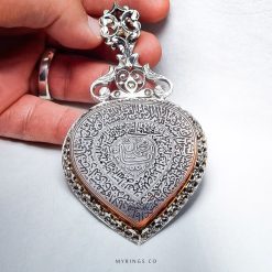 Royal Exquisite Silver Pendant with Stunning Agate Featuring Engraved Ayat al-Kursi and Surah Al-Tawhid